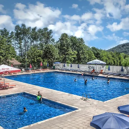 Barzia Holiday Club Hotel *