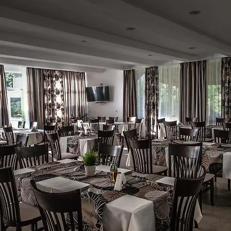Barzia Holiday Club Hotel
