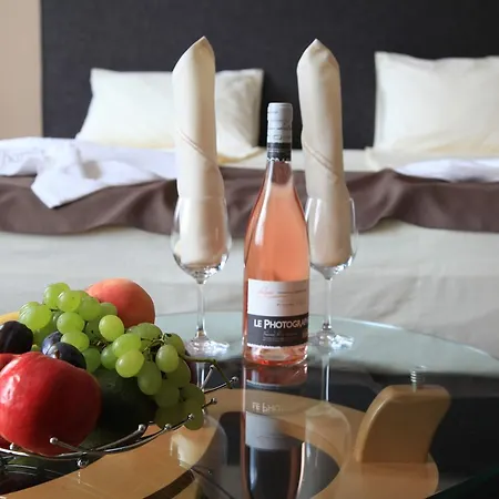 Hotel Barzia Holiday Club *